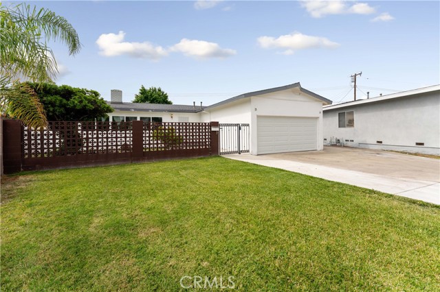 2106 W Judith Lane, Anaheim CA: https://media.crmls.org/medias/70d8821f-905d-4eae-8380-7c18bc0cabab.jpg