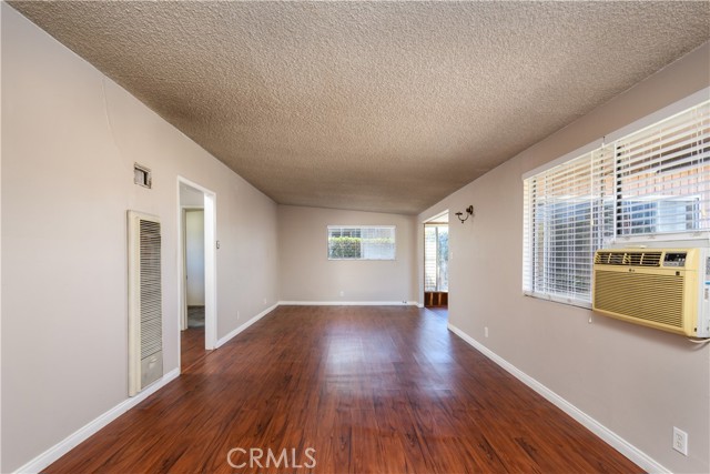 11111 Colima Rd., Whittier CA: https://media.crmls.org/medias/70d8a1a5-a965-4879-872d-813f011bca76.jpg