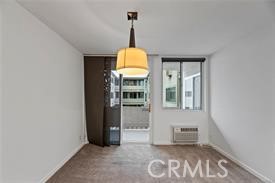 https://media.crmls.org/medias/70d8bdff-2e42-4a5b-83ab-4529b877d0c4.jpg?preset=X-Large