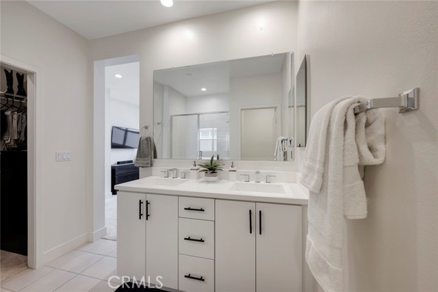 Detail Gallery Image 34 of 48 For 987 E Mason Ln #130,  Anaheim,  CA 92805 - 4 Beds | 3/1 Baths