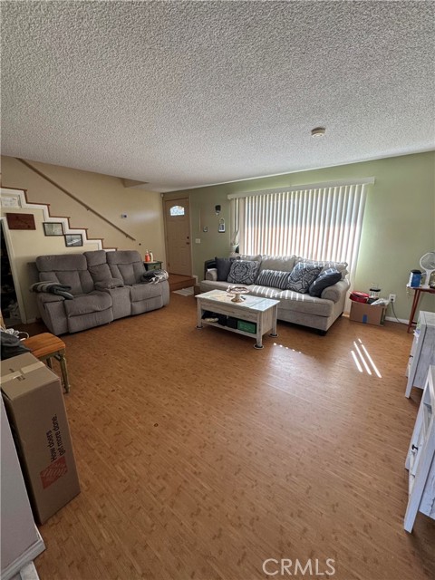 Detail Gallery Image 4 of 18 For 8041 Puritan St, Downey,  CA 90242 - – Beds | – Baths