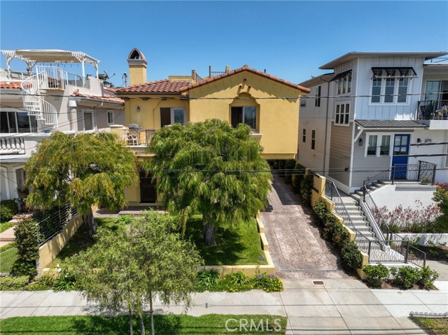 110 Francisca Avenue, Redondo Beach, California 90277, 3 Bedrooms Bedrooms, ,3 BathroomsBathrooms,Residential,Sold,Francisca,CV24166969