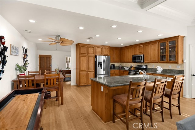 Detail Gallery Image 8 of 56 For 6183 Malvern Ave, Rancho Cucamonga,  CA 91737 - 3 Beds | 2 Baths