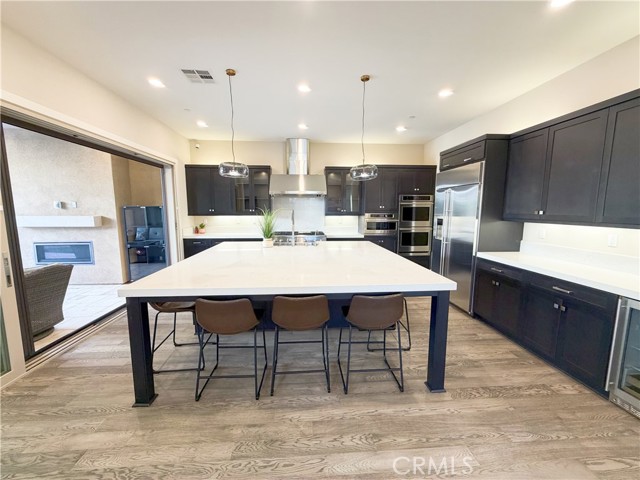 Detail Gallery Image 8 of 46 For 64 Turnstone, Irvine,  CA 92618 - 4 Beds | 4/1 Baths