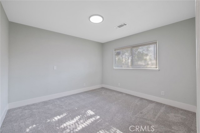 Detail Gallery Image 25 of 27 For 2452 S Holloway Ave, Fresno,  CA 93725 - 3 Beds | 1 Baths