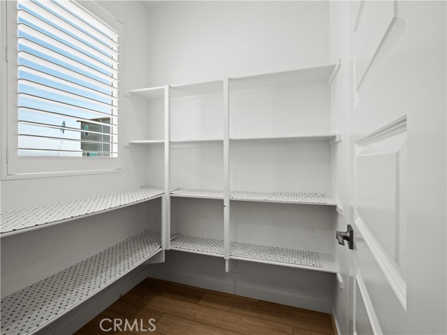 27148 Valley Oak Place, Valencia CA: https://media.crmls.org/medias/70ddc316-4738-4b4b-9fa2-56f280505f48.jpg
