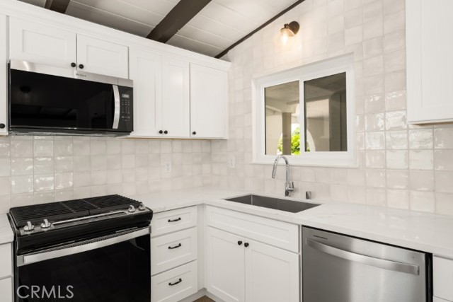 Detail Gallery Image 8 of 23 For 406 Bandon Ave, La Puente,  CA 91744 - 3 Beds | 2 Baths