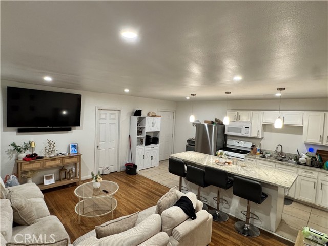 Detail Gallery Image 18 of 22 For 1605 W 87th, Los Angeles,  CA 90047 - – Beds | – Baths