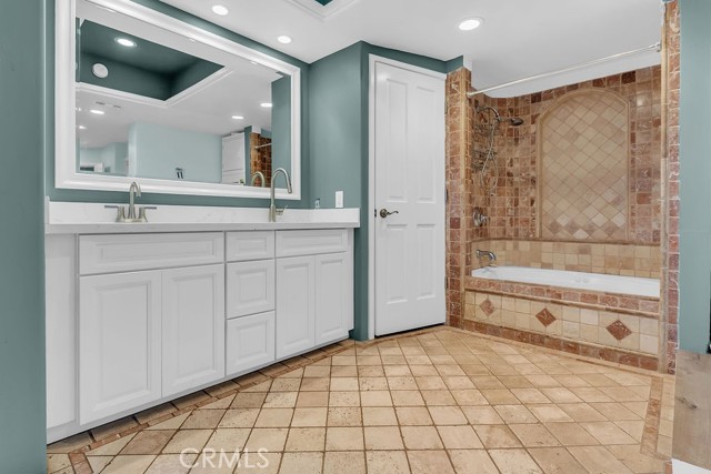 Detail Gallery Image 22 of 40 For 6314 Marina Pacifica, Long Beach,  CA 90803 - 2 Beds | 2 Baths