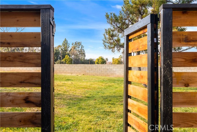 Detail Gallery Image 21 of 28 For 1442 Bella Vista, Redlands,  CA 92373 - 3 Beds | 2 Baths