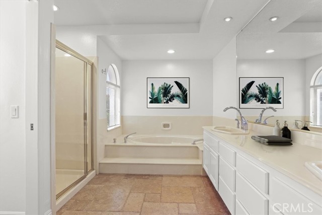 24276 Briones Drive, Laguna Niguel CA: https://media.crmls.org/medias/70df31bb-adaf-4a86-b128-7c7a574e9a34.jpg