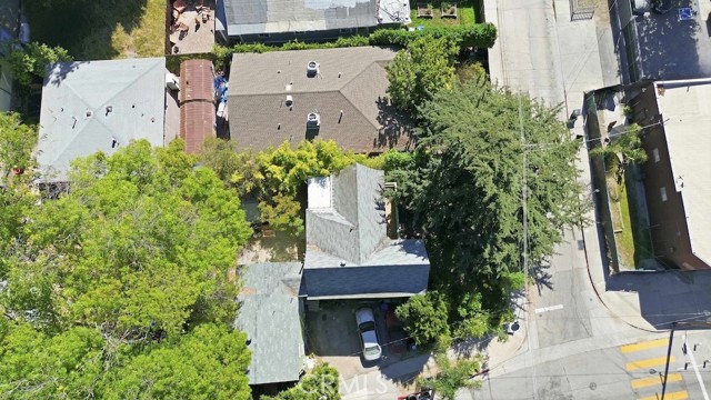 Detail Gallery Image 6 of 25 For 2004 Echo Park Ave, Los Angeles,  CA 90026 - 6 Beds | 3 Baths