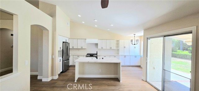 Image 6 of 28 For 31821 Corte Montecito