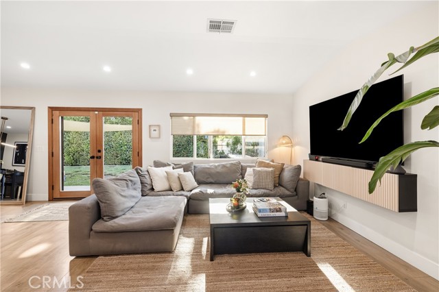 3 Bed Home for Sale in Los Angeles, California