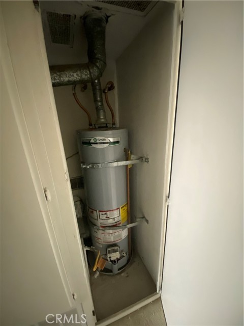 Detail Gallery Image 48 of 61 For 15819 Prairie, Lawndale,  CA 90260 - 2 Beds | 2 Baths