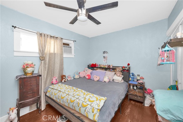 776 Stanley Avenue, Long Beach CA: https://media.crmls.org/medias/70e0bea7-8114-4562-ba27-78f0cd19a53f.jpg