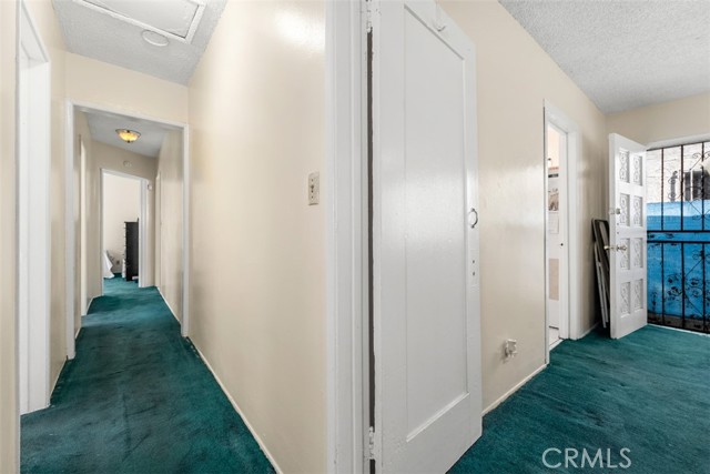 Detail Gallery Image 17 of 26 For 10208 S San Pedro St, Los Angeles,  CA 90003 - 2 Beds | 2 Baths