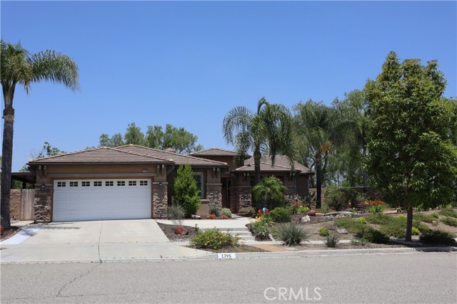 Detail Gallery Image 1 of 1 For 1795 Riverstone St, Corona,  CA 92883 - 4 Beds | 2 Baths