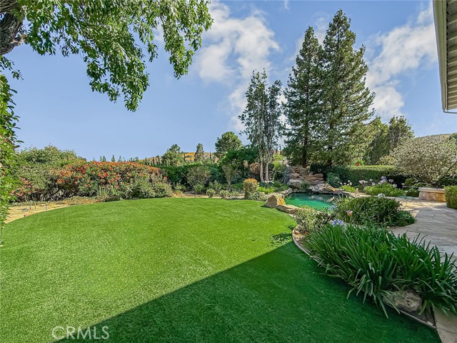 27014 Helmond Drive, Calabasas CA: https://media.crmls.org/medias/70e3041e-d851-4e40-8613-64924cb73919.jpg