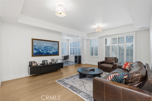 Detail Gallery Image 7 of 49 For 150 the Promenade #202,  Long Beach,  CA 90802 - 3 Beds | 3 Baths