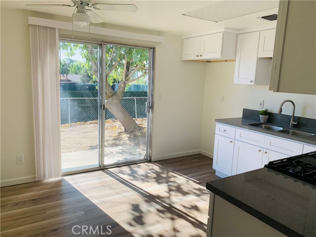 Detail Gallery Image 2 of 6 For 2227 Mentone, Mentone,  CA 92359 - 2 Beds | 1 Baths