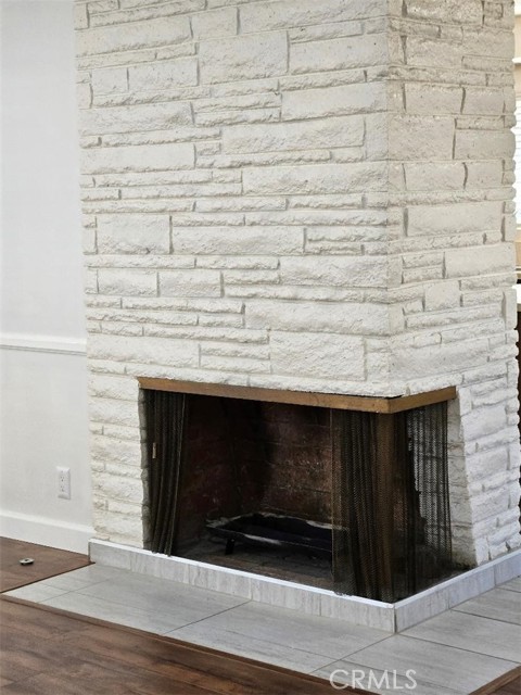 Detail Gallery Image 6 of 15 For 18639 Liggett, Northridge,  CA 91324 - 3 Beds | 2 Baths