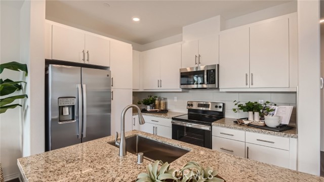 Detail Gallery Image 1 of 25 For 36351 Elizabeth Ln #35102,  Wildomar,  CA 92595 - 3 Beds | 2/1 Baths