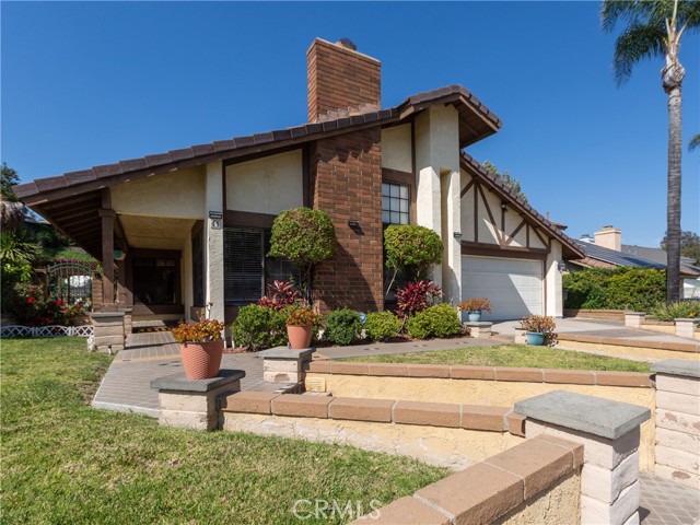 Detail Gallery Image 2 of 13 For 41 Sundance Dr, Phillips Ranch,  CA 91766 - 4 Beds | 2 Baths