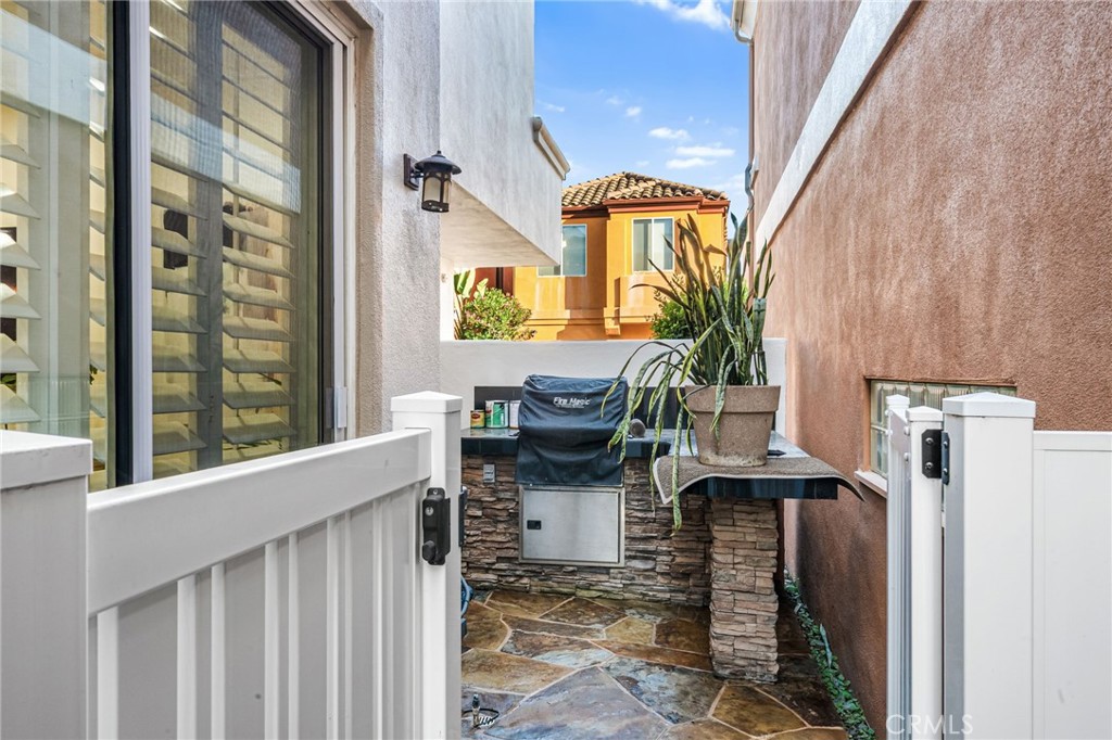 MLS #OC26031833 image #28