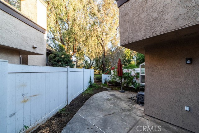 Detail Gallery Image 23 of 28 For 923 Lombard Ct, Costa Mesa,  CA 92626 - 3 Beds | 2/1 Baths