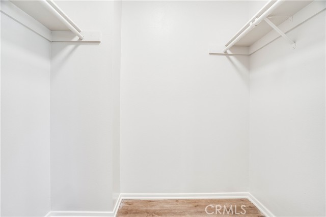 Detail Gallery Image 17 of 27 For 10220 Zelzah Ave #3,  Northridge,  CA 91325 - 2 Beds | 2/1 Baths