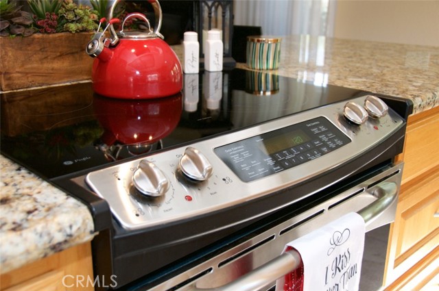 Detail Gallery Image 23 of 72 For 1740 N Berkeley Ave, Turlock,  CA 95382 - 5 Beds | 2/1 Baths