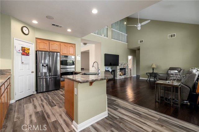 Detail Gallery Image 13 of 45 For 29048 Golden Pebble Ct, Menifee,  CA 92584 - 4 Beds | 3/1 Baths