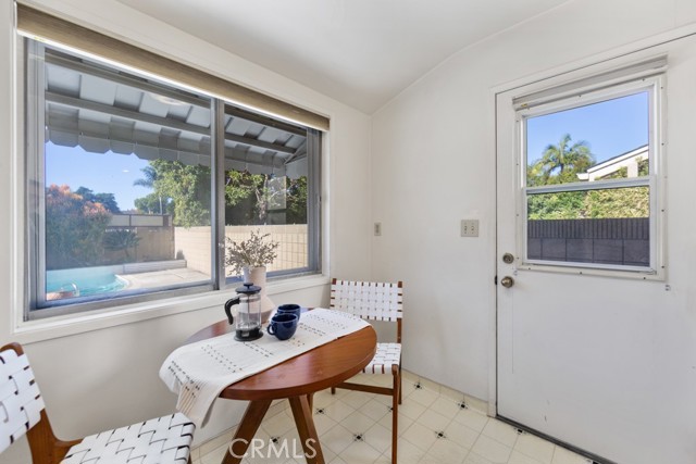 Detail Gallery Image 24 of 51 For 3561 Fela, Long Beach,  CA 90808 - 4 Beds | 2 Baths