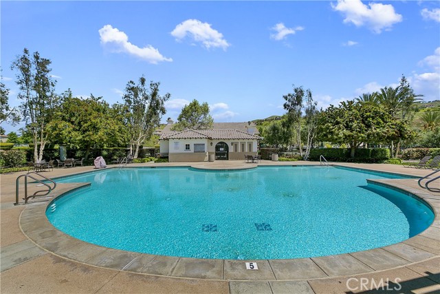 16183 Village Meadow Drive, Riverside CA: https://media.crmls.org/medias/70ed3bc9-02d7-4a20-abe5-45f1fcceea20.jpg