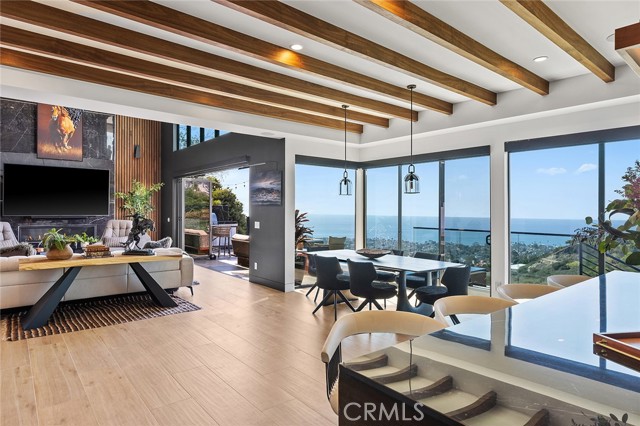 Detail Gallery Image 12 of 46 For 606 E Avenida San Juan, San Clemente,  CA 92672 - 4 Beds | 4/1 Baths