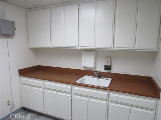  Commercial for Sale in Apple Valley, California