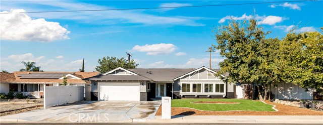 Detail Gallery Image 3 of 25 For 40864 Johnston Ave, Hemet,  CA 92544 - 3 Beds | 2 Baths