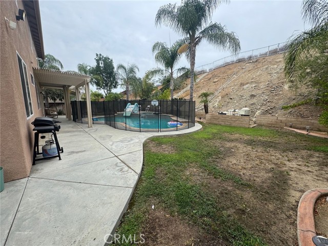 23670 Descanso Drive, Moreno Valley CA: https://media.crmls.org/medias/70ee86f2-0526-4eb9-b682-b2c99e3f049e.jpg