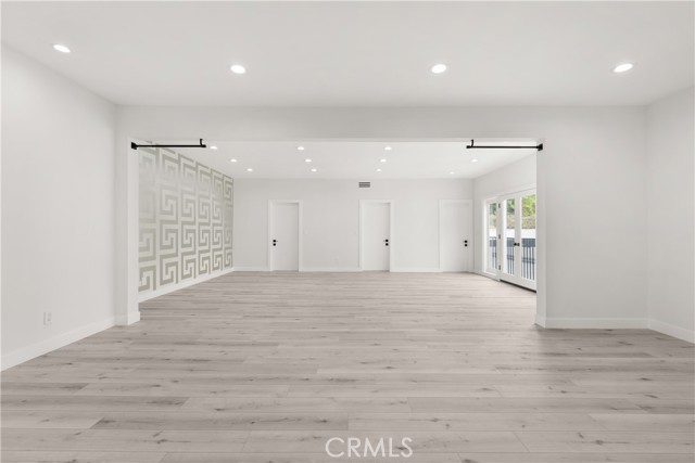5965 Nora Lynn Drive, Woodland Hills CA: https://media.crmls.org/medias/70eea91e-5691-4f2d-b053-0bc865e21933.jpg