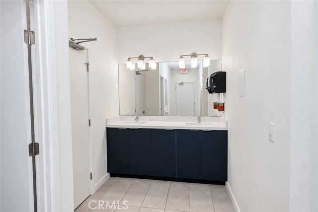 12720 Burbank, 305 photo 25