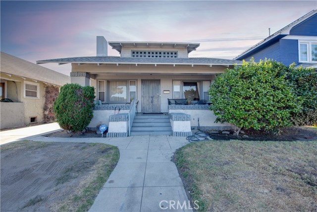 Detail Gallery Image 3 of 25 For 4929 S Gramercy Pl, Los Angeles,  CA 90062 - 3 Beds | 2 Baths