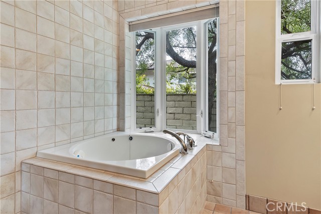 Detail Gallery Image 28 of 45 For 1323 Branta Dr, Glendale,  CA 91208 - 3 Beds | 3/1 Baths