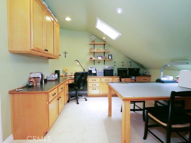 7 Country Meadow Road, Rolling Hills Estates, California 90274, 4 Bedrooms Bedrooms, ,3 BathroomsBathrooms,Residential,Sold,Country Meadow,PV22126276