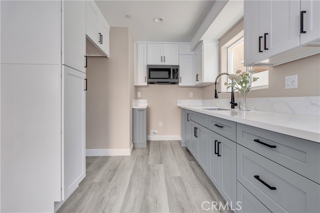 22022 Pioneer Blvd, Hawaiian Gardens CA: https://media.crmls.org/medias/70f22224-c752-4998-974e-7f33042d93c3.jpg