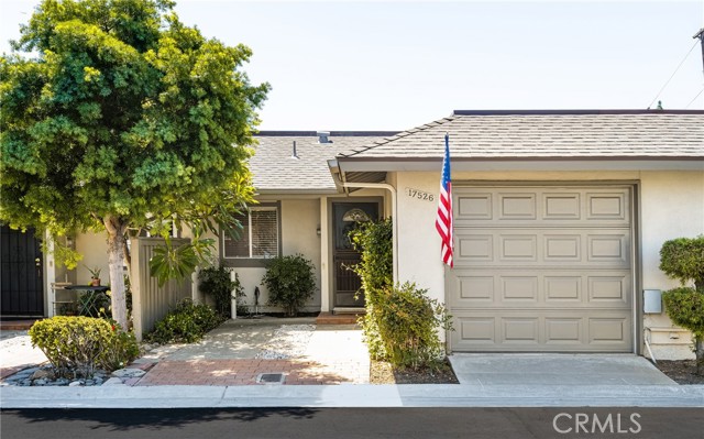 17526 Via Calma #37, Tustin, CA 92780