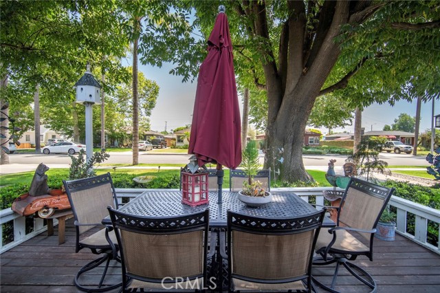 132 N Jewell Place, Orange CA: https://media.crmls.org/medias/70f2a640-4aad-4be1-82f4-dc73047e9975.jpg