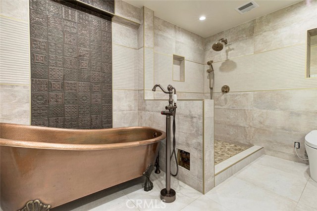 Detail Gallery Image 26 of 36 For 954 Rosemount, Glendale,  CA 91207 - 5 Beds | 3 Baths