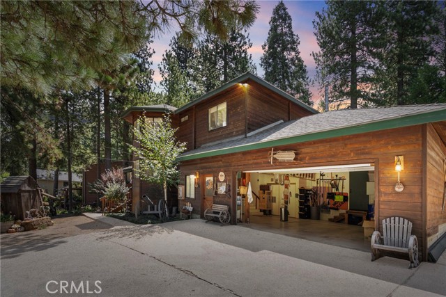 116 Pine Ridge Road, Crestline CA: https://media.crmls.org/medias/70f2f292-08fd-4d71-91e3-04b97b577d8a.jpg