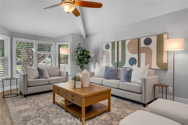 3652 San Joaquin Avenue, Los Alamitos CA: https://media.crmls.org/medias/70f33703-45e2-4d4a-a96d-42e75eaf546b.jpg